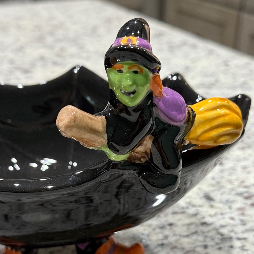 Vintage Halloween Witch Spiderweb Candy Bowl. New condition. - Picture 6 of 10